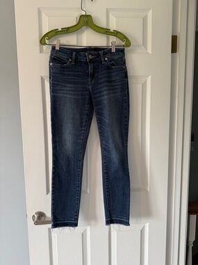 Lucky Brand Classic Dark Wash Women’s Jeans - Navy Blue